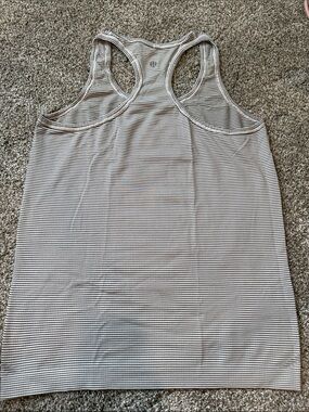Lulu Lemon Tank